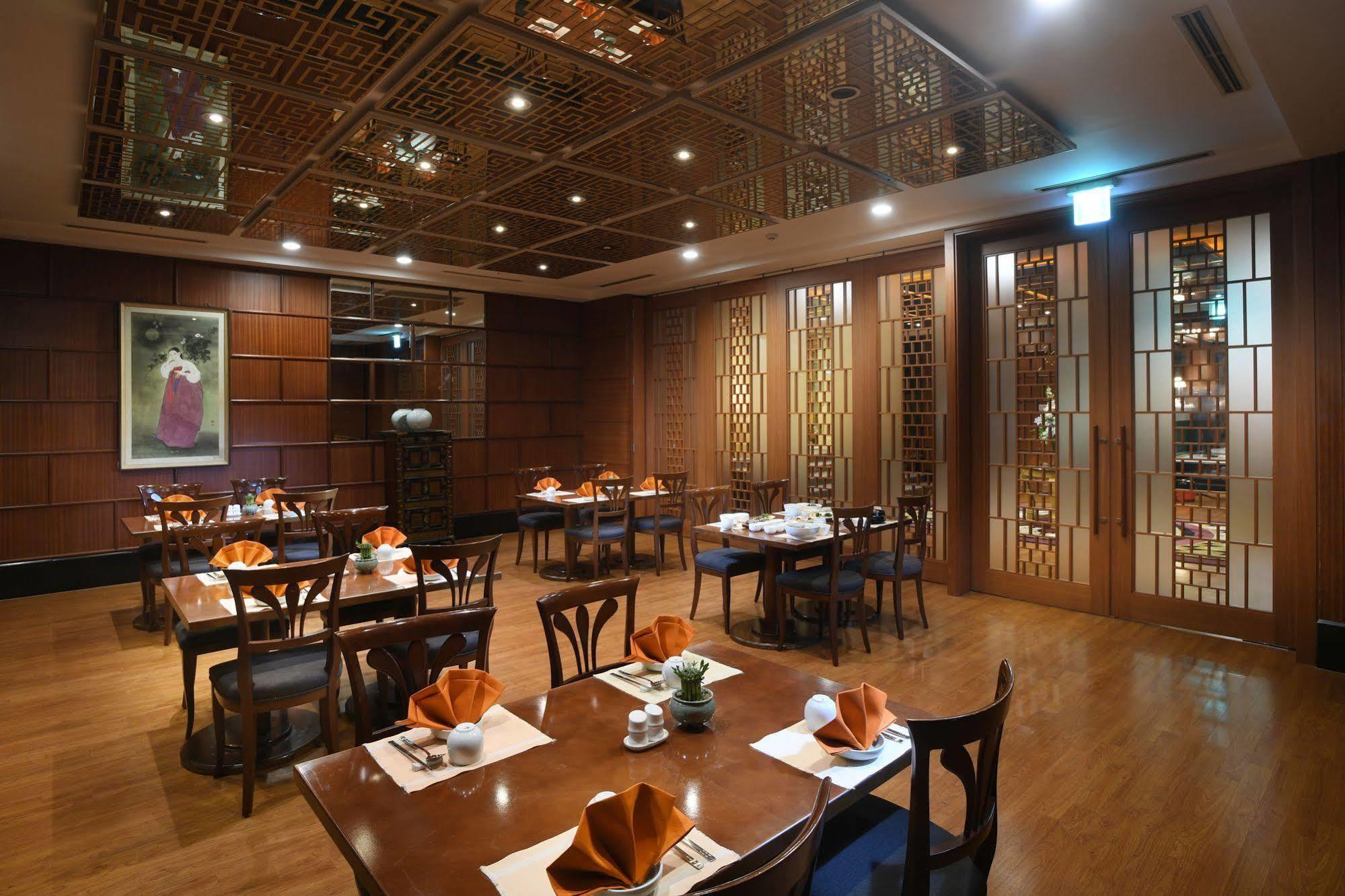 Jeju Oriental Hotel & Casino Exteriör bild